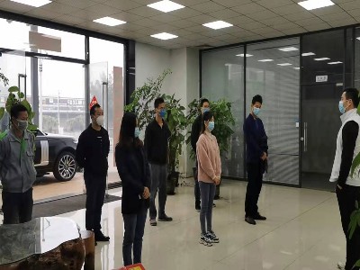 同心同行，共抗時艱！